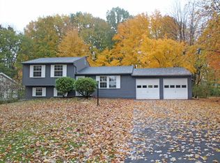 25 Alger Dr, Rochester, NY 14624