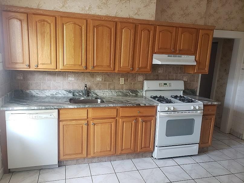 1st image of 248 Ampere Pkwy Floor 1