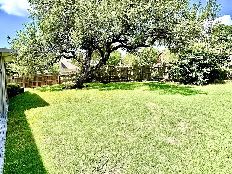 10140 Brimfield Dr — Photo 27