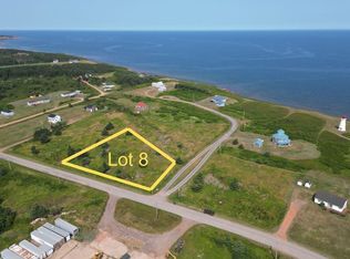 8 Harbour Rd, Stratford, PE C0A1P0