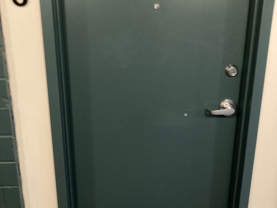 1st image of 6060 Hamilton Ave #6