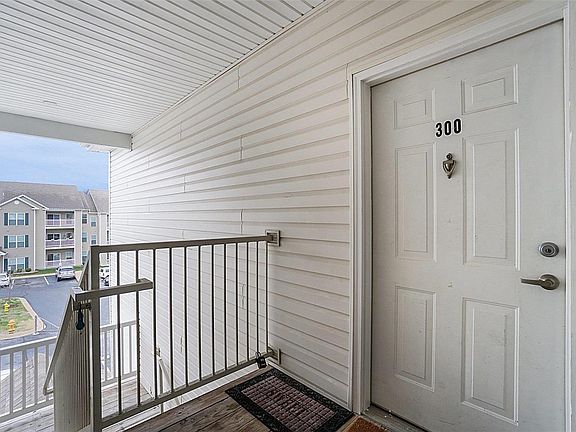 2nd image of 25 Kassebaum Ln APT 300