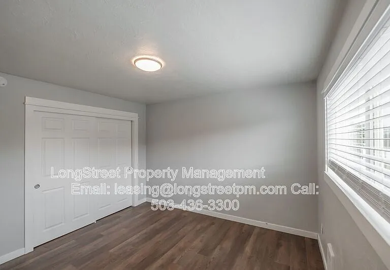 208 5th Ave SE #208 — Photo 35