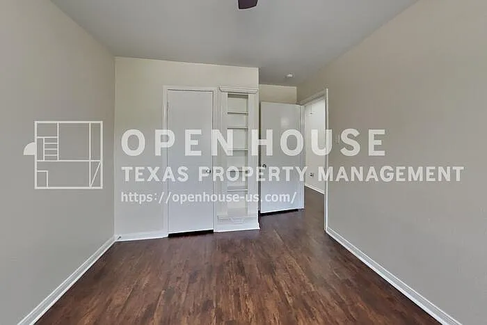 2631 Sherwood Hollow Ln — Photo 12