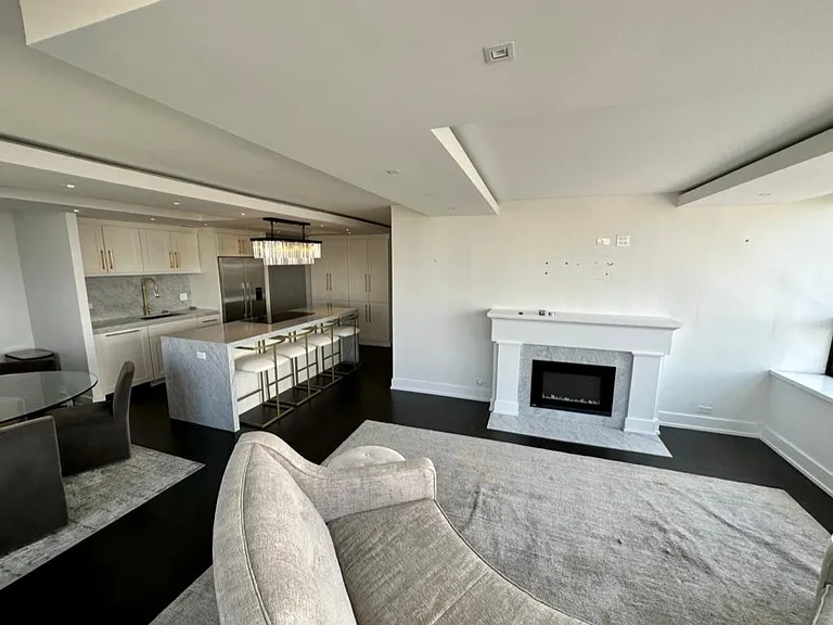1360 N Sandburg Ter #2012C — Photo 10