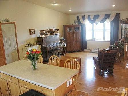 2011 Cornflower Way_Kitchen_Living Room