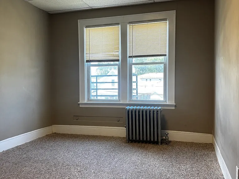 415 W Elm St #5 — Photo 4