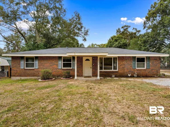 10570 Potter Tract Rd, Grand Bay, AL 36541