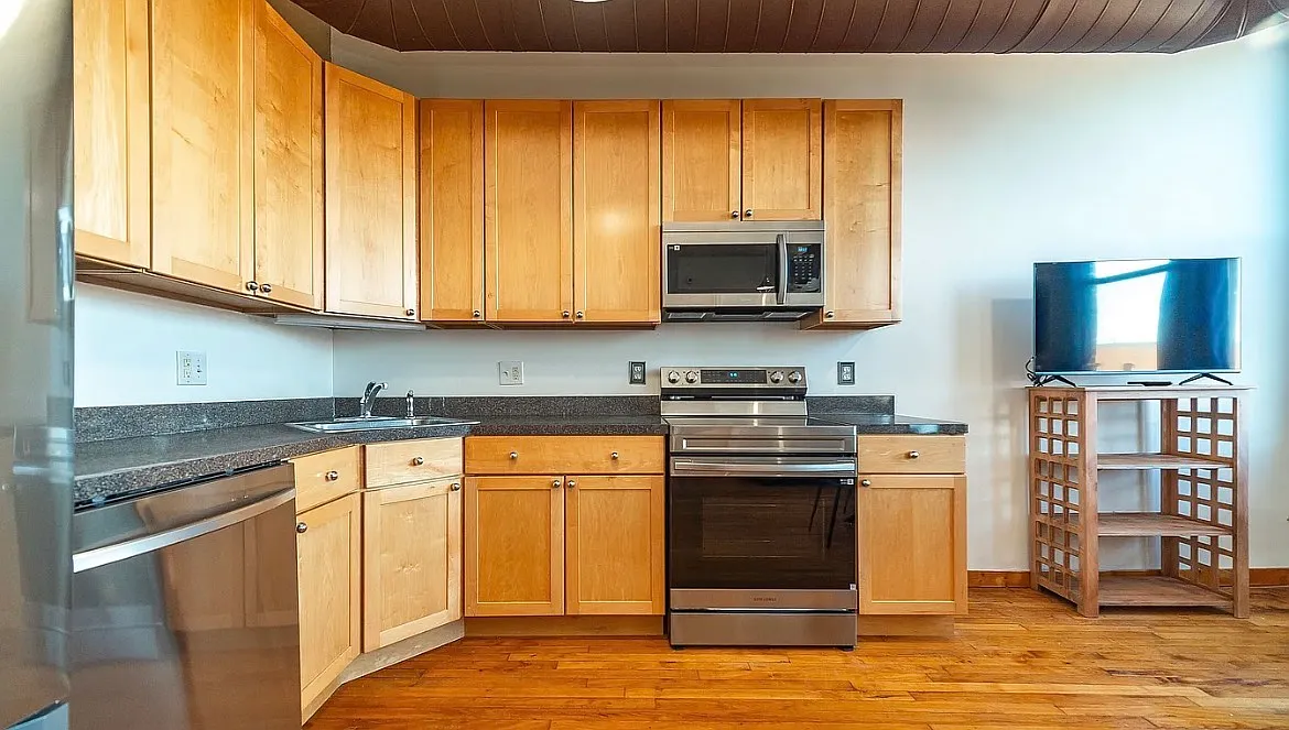 Building Photo - 325 Lafayette St #8-2