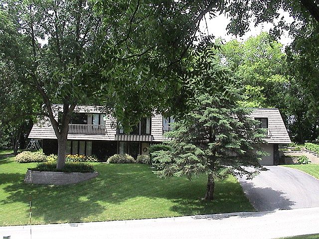 2nd image of 5416 Manor Rd SE