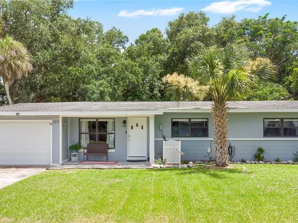 1717 White St, Titusville, FL 32796