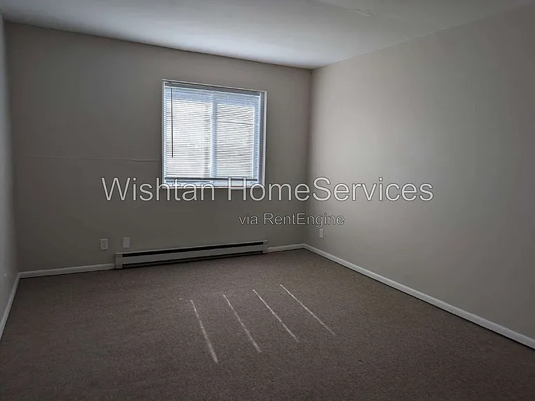 204 Charleston Blvd #5 — Photo 5