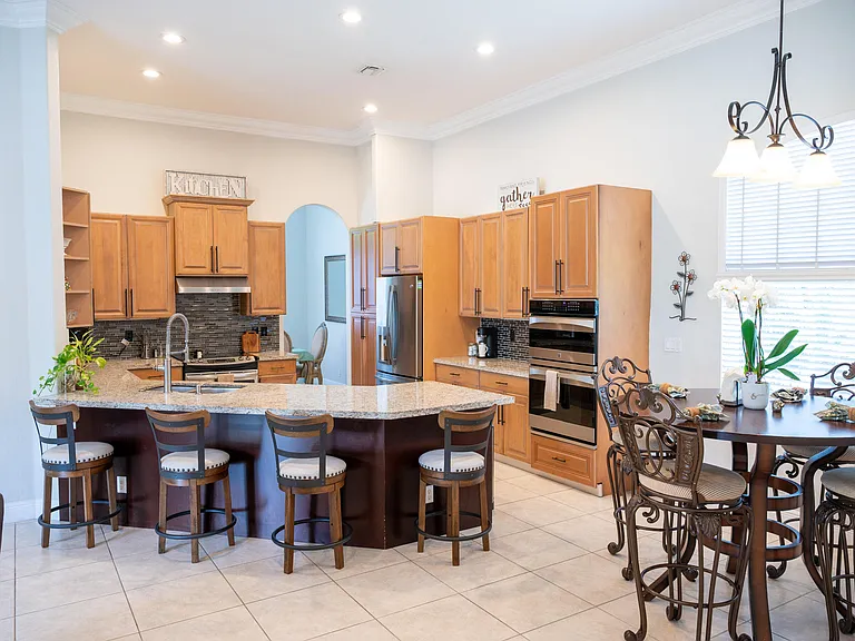 10122 Oak Meadow Ln — Photo 6
