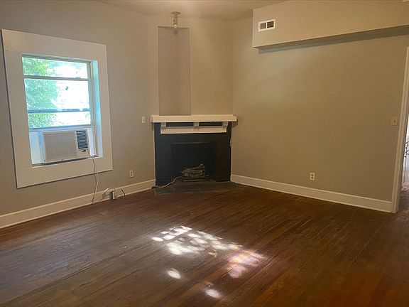 Living room_07282022