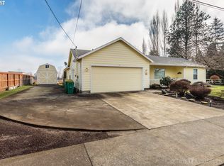 51852 6th St, Scappoose, OR 97056