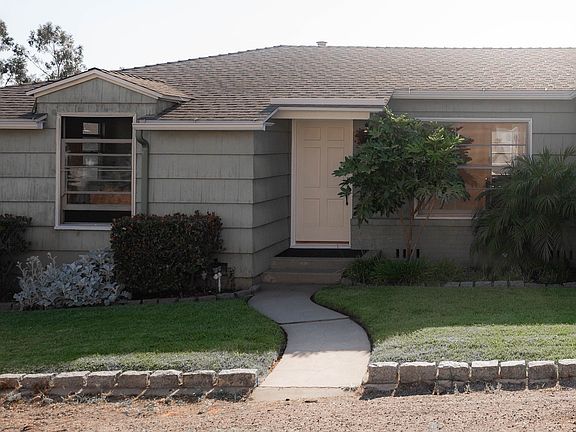 3rd image of 2740 Nutmeg Pl