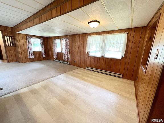 4th image of 17100 Newmansville Ave