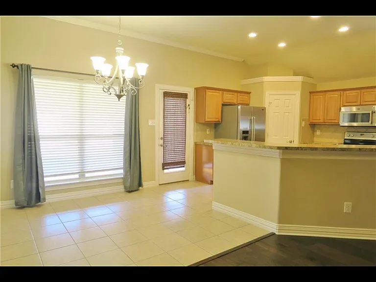 3845 Cedar Falls Dr — Photo 5