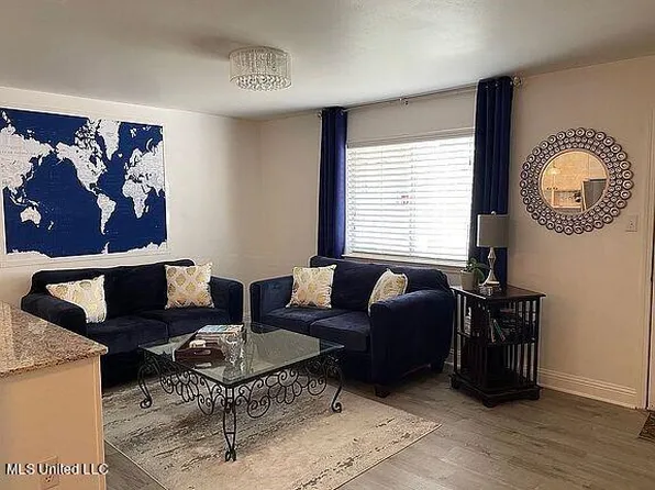 1664 Beach Blvd #114, Biloxi, MS 39531