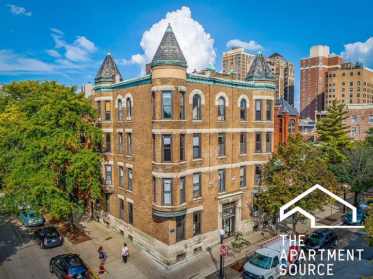 2103 N Sedgwick St #4 — Photo 7