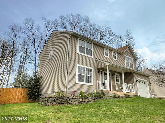 3rd image of 38 Clarion Dr