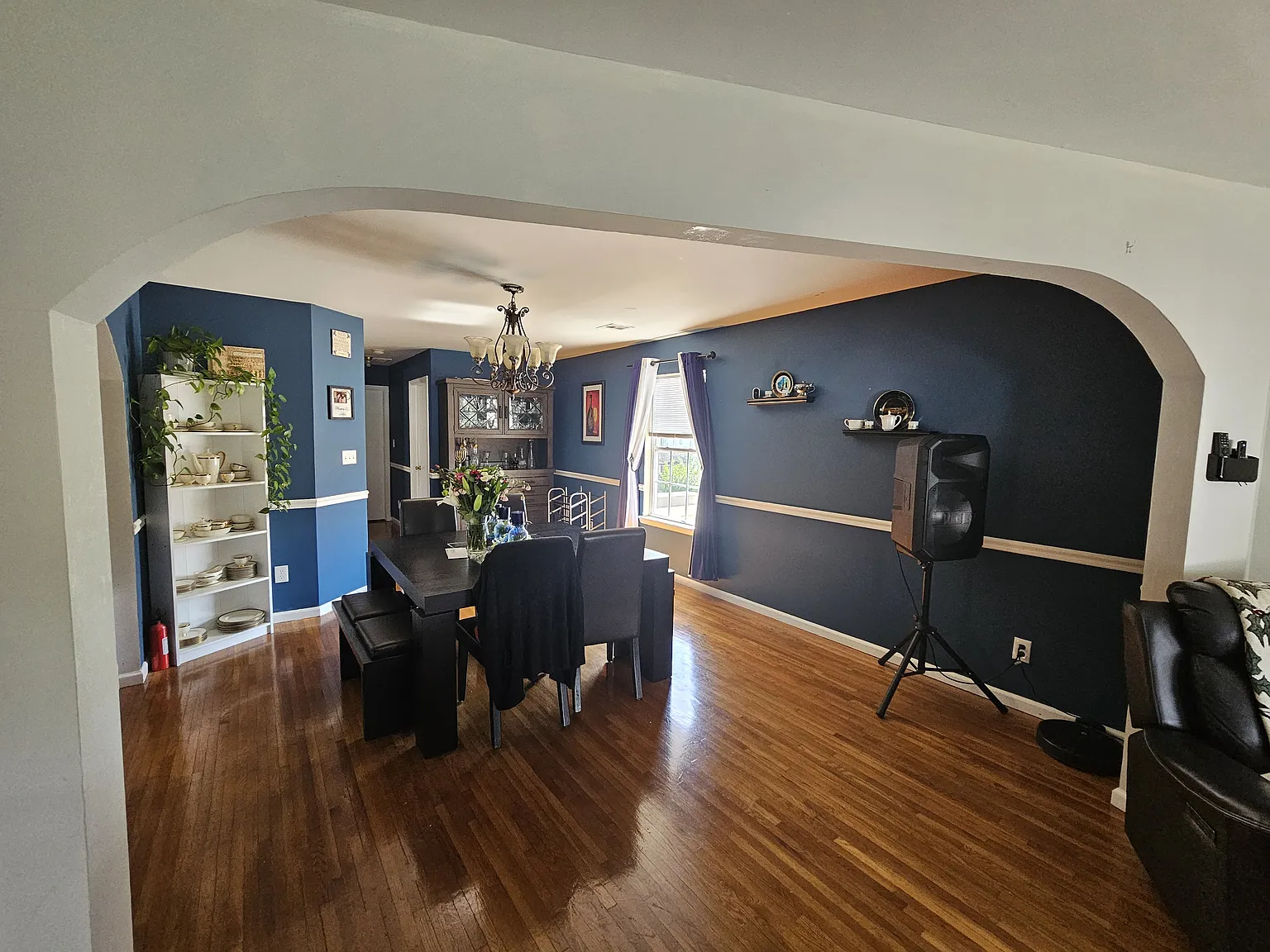 3 bed, 1250 sqft, $2,600 — Photo 4