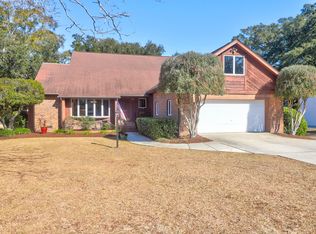 328 Hobcaw Dr, Mount Pleasant, SC 29464