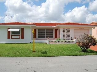 6710 NW 60th St, Tamarac, FL 33321