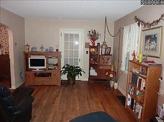 5th image of 8453 Forestview Ave
