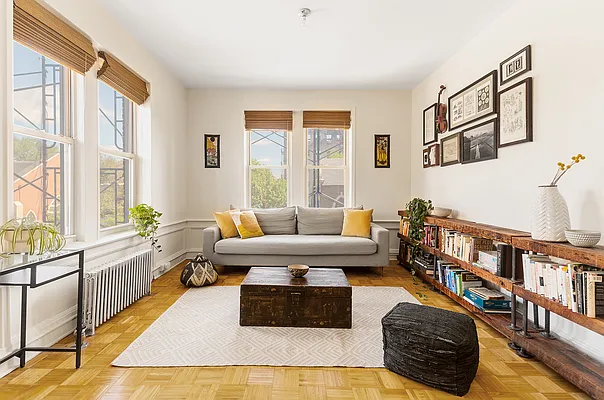 Sold by Compass | media 1