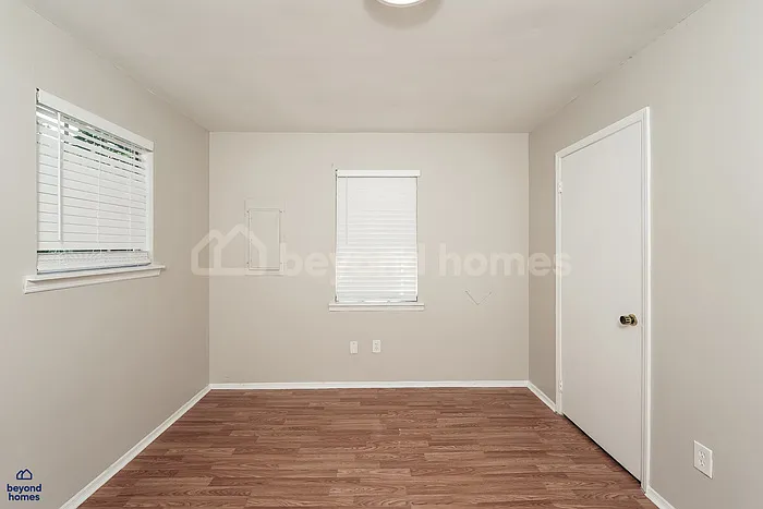 4213 Kendall Ave — Photo 9