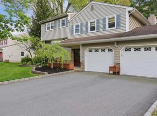 205 W Locust Ave, Edison, NJ 08820