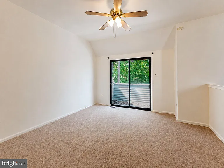 19 Summit Ct — Photo 14