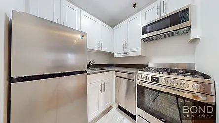 Rented by Bond New York