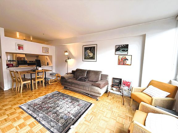 3rd image of 393 W 49th St APT 4A
