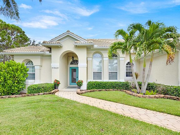 2nd image of 5068 SW Orchid Bay Drive