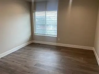 Unit Photo