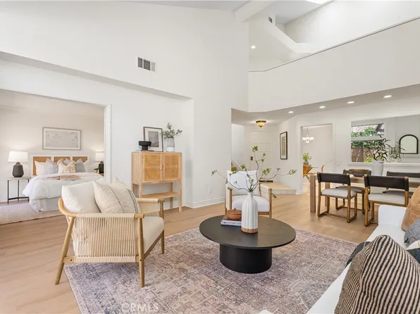 13367 Calle Antequera, Tustin, CA 92782