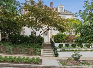 2913 Cathedral Ave NW, Washington, DC 20008
