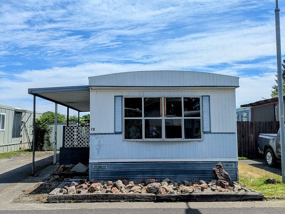 2nd image of 2622 Falcon St Space 78