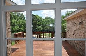 5th image of 3921 Lord Byron Cir
