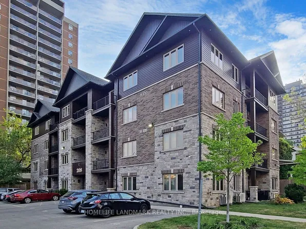 208 Bold St #201, Hamilton, ON L8P 3S3