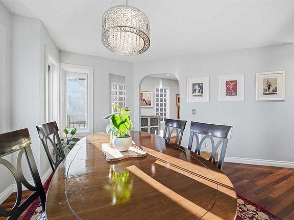 3rd image of 44 S 34th Ave SW