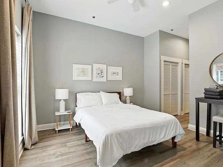 492 N Thomas St — Photo 23