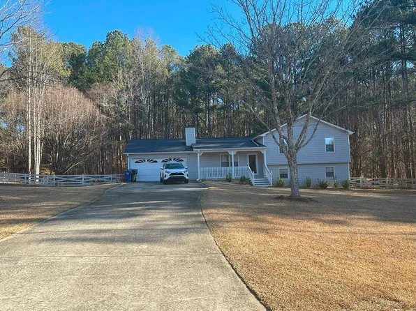 2615 Azalea Dr, Loganville, GA 30052