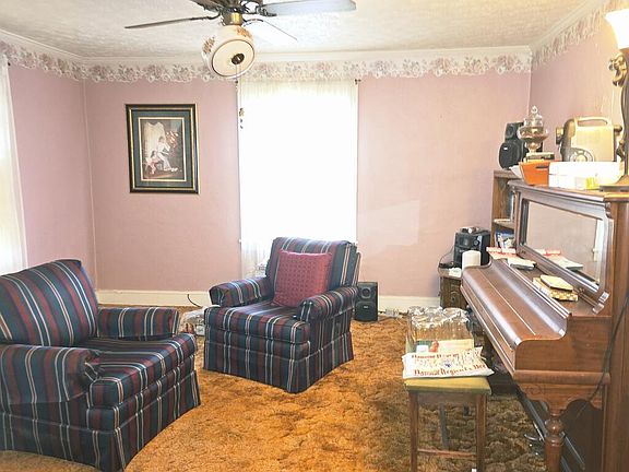 2nd image of 309 Ferry Rd
