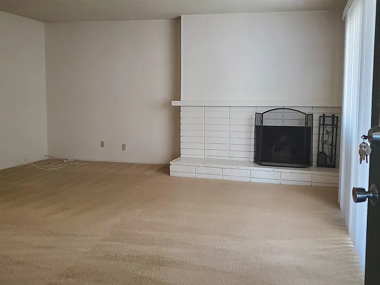 655 Colby Cir #17 — Photo 10