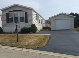 711 Cherokee Trl, Marengo, IL 60152