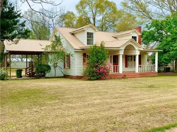 216 Clayton St, Brundidge, AL 36010