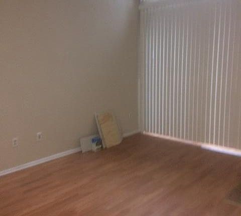 4th image of 1046 Cabrillo Park Dr APT D